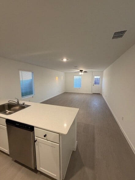 Building Photo - 12128 Steeplechase Dr