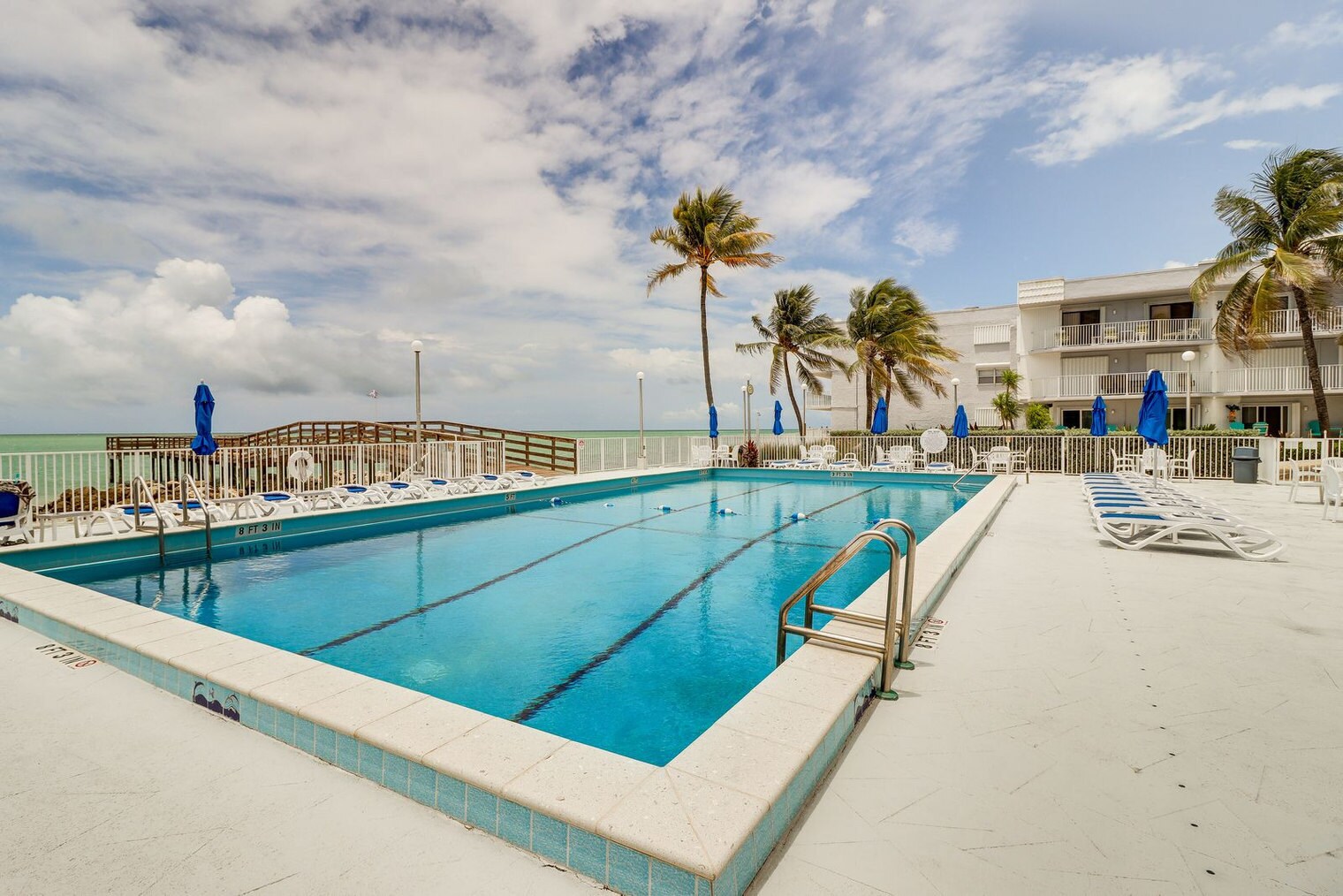 Building Photo - 201 E Ocean Dr