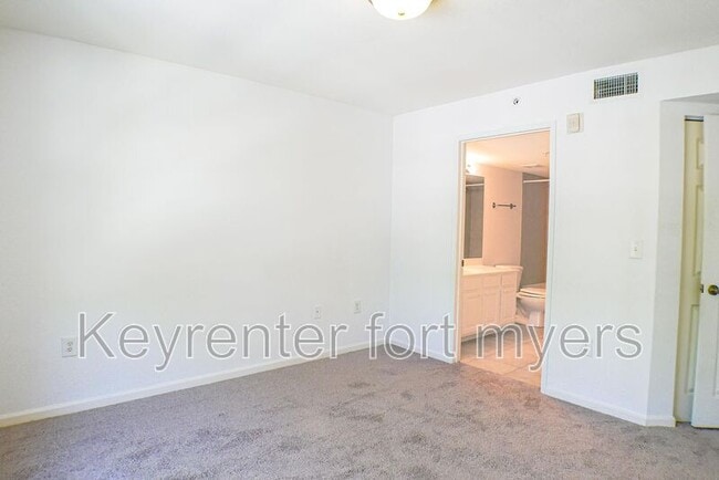 Building Photo - 4113 Residence Drive