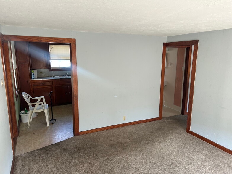 Living Room view A. - 525 Church St