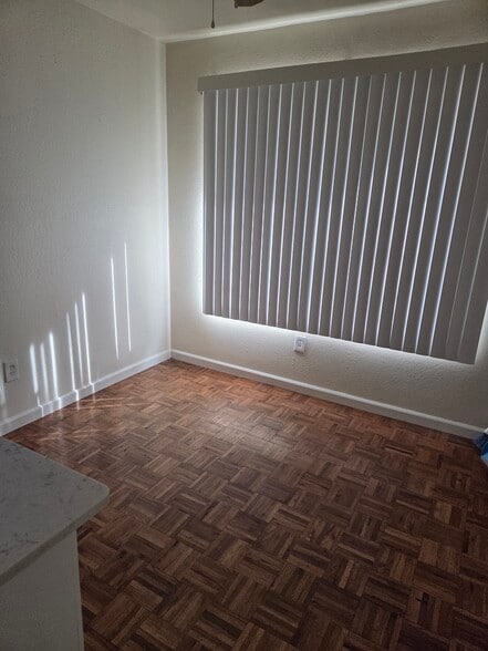 Free electricity. - 718 13th St