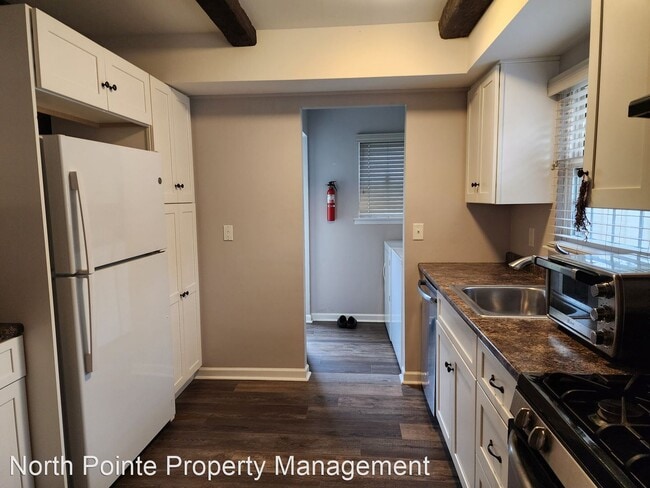 Building Photo - 1 br, 1 bath House - 150 Valleybrook Dr.