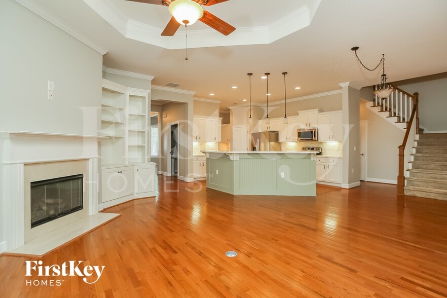 Building Photo - 207 Hickory Nut Ln