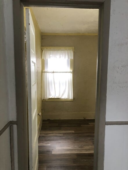 Building Photo - 2171 W 101st St