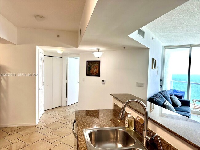 Building Photo - 16699 Collins Ave