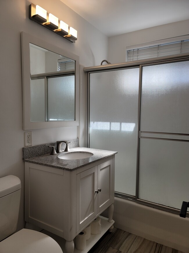 BATHROOM 1 - 2604 Graham Ave