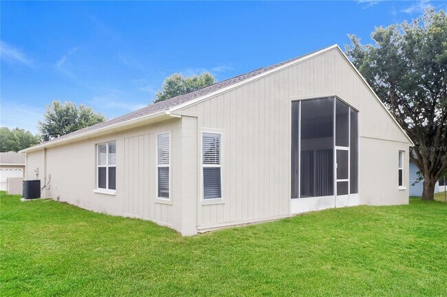 Building Photo - 110 Lindale St