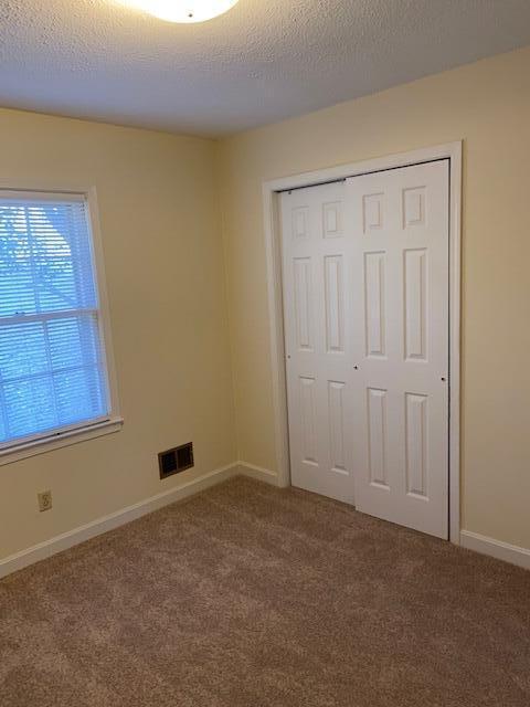 Building Photo - 5442 Oakcrest Rd