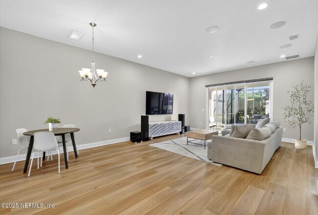 Building Photo - 179 Liberty Bell Rd