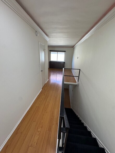 Upstairs Hallway - 11035 Kittridge St