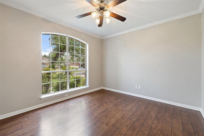 Building Photo - 11121 Sandstone Trail