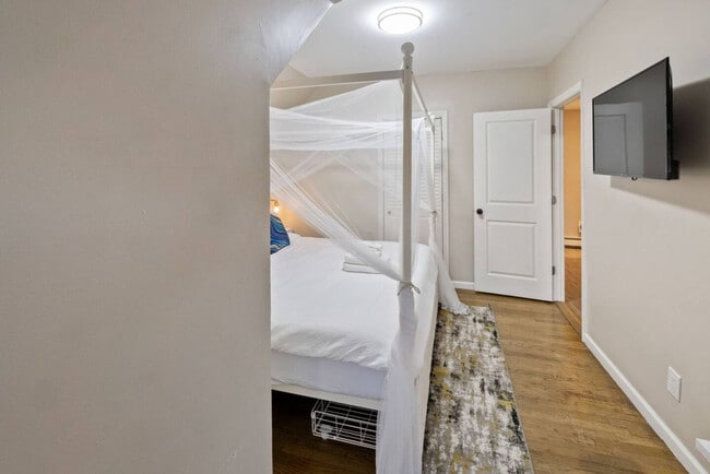 Building Photo - 61 Washington Terrace