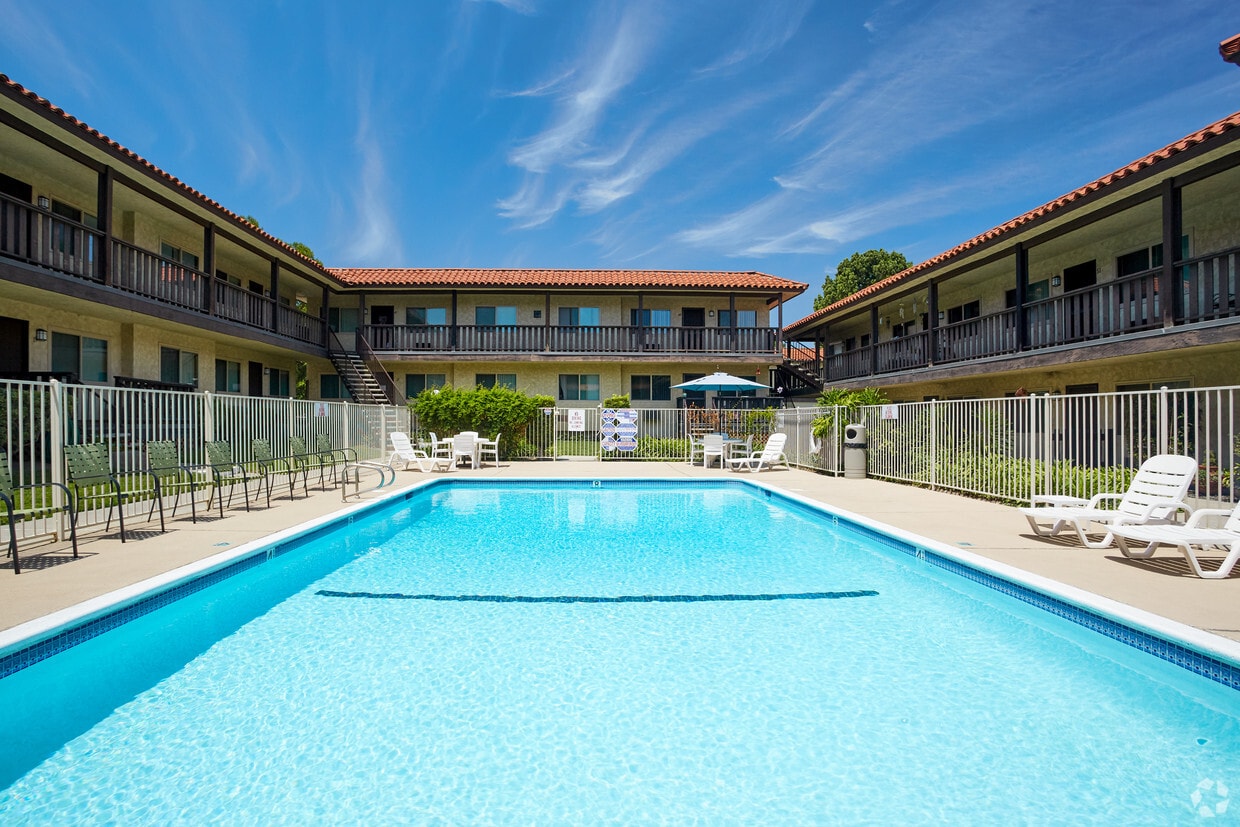 Villa Pointe Apartments Orange