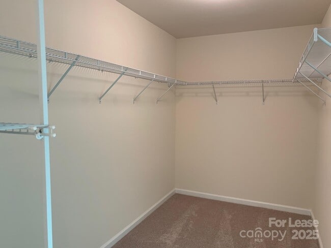 Building Photo - 143 Wrangell Dr