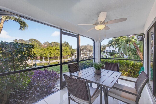 Building Photo - 2320 Treasure Isle Dr