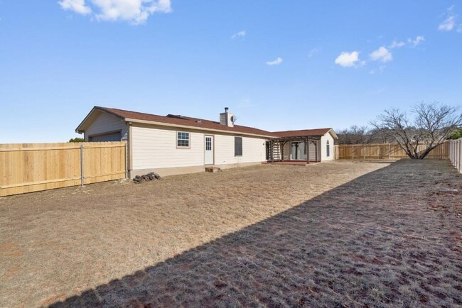 Building Photo - 2301 Redbird Cove