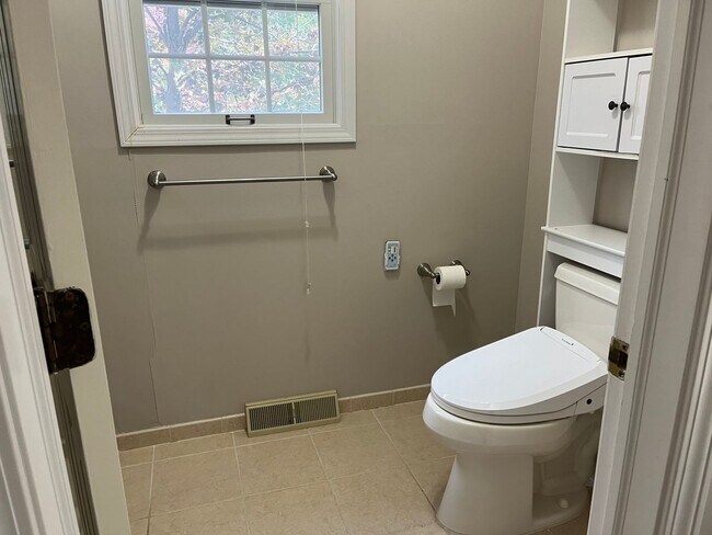 Building Photo - 2259 Augusta Ct