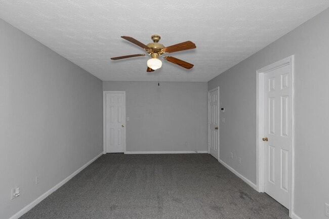 Building Photo - Available Now this Beautiful 4-Bedroom 2.5Baths Home in Stockbridge, GA!