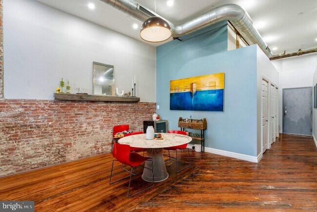 Building Photo - 1100 Shackamaxon St