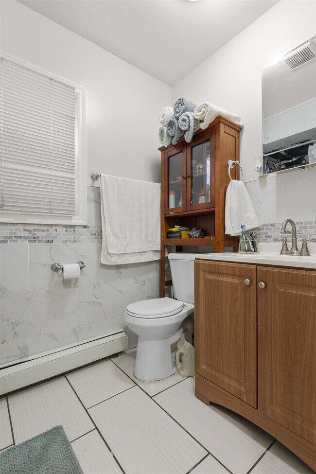 Building Photo - 180 MCADOO Ave