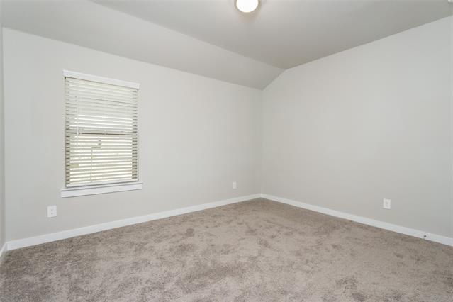 Building Photo - 2413 Spring Side Dr