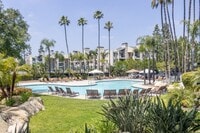 Building Photo - 5525 Canoga Ave