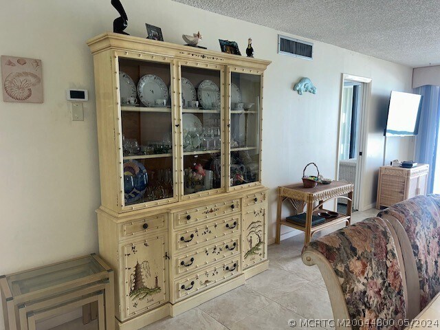 Building Photo - 9900 S Ocean Dr
