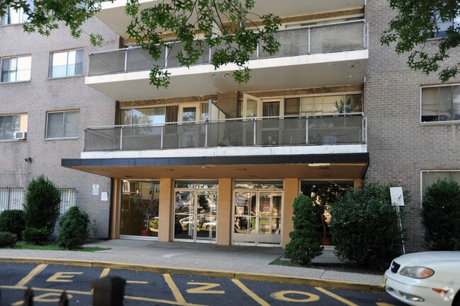 Highview House - REDKA1