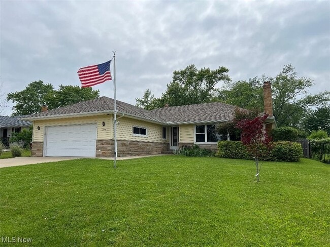Primary Photo - 7570 Hoertz Rd