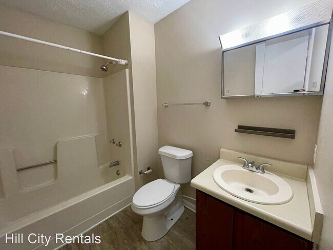 Building Photo - 2 br, 1.5 bath House - 51 Countryplace Lane