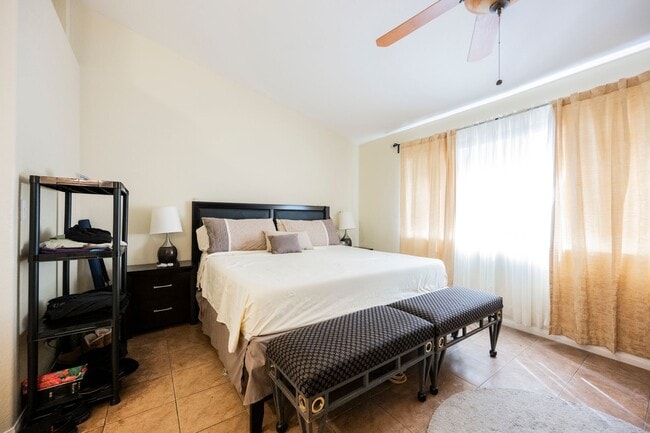 Building Photo - Summerlin - Single Story Townhome -