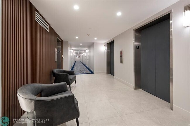 Building Photo - 1370 S Ocean Blvd