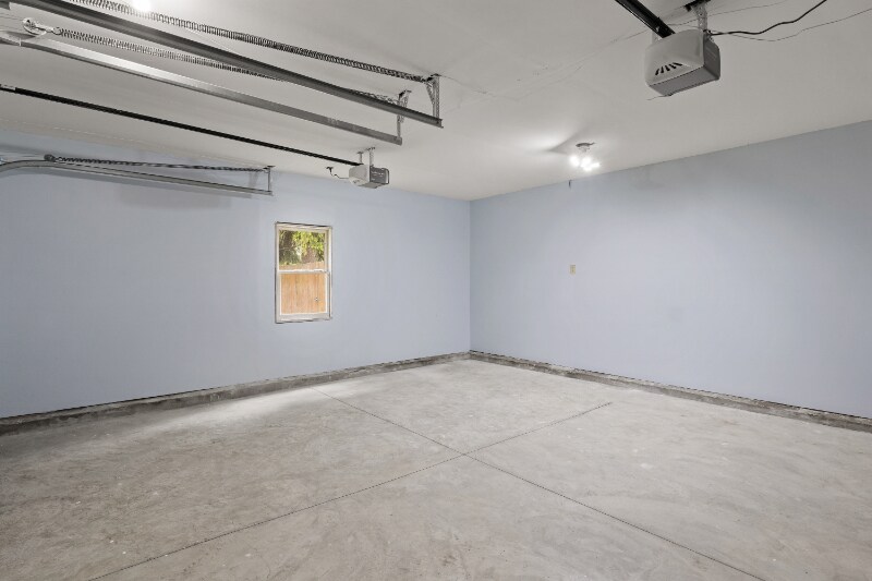Building Photo - 5805 Brockport Spencerport Rd