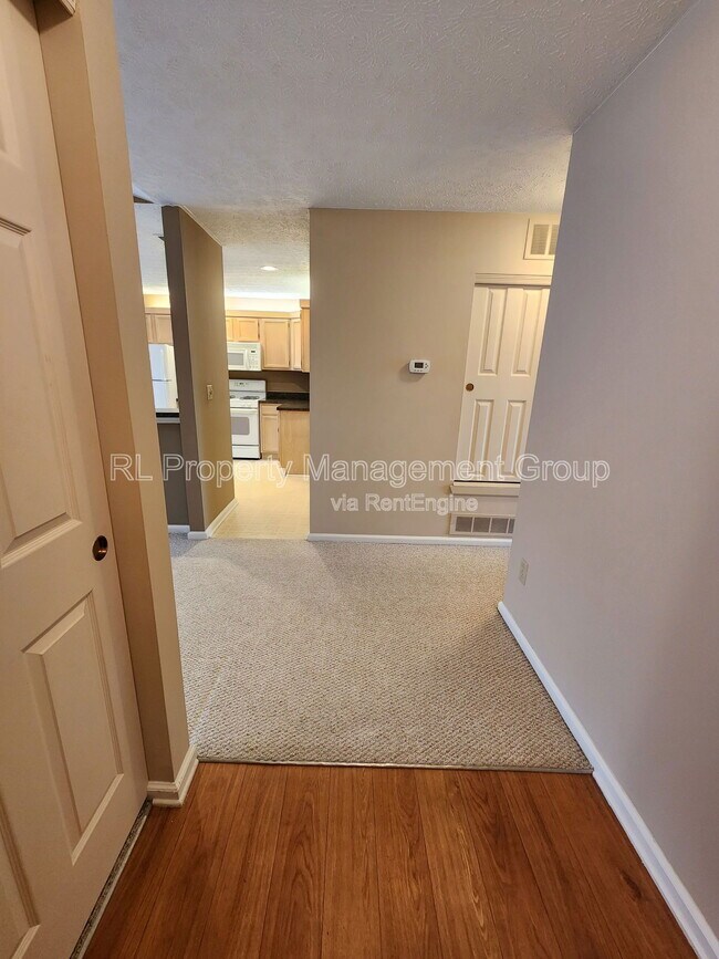 Building Photo - 3437 Fishinger Mill Dr