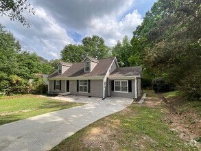 Building Photo - 6540 Demere Dr