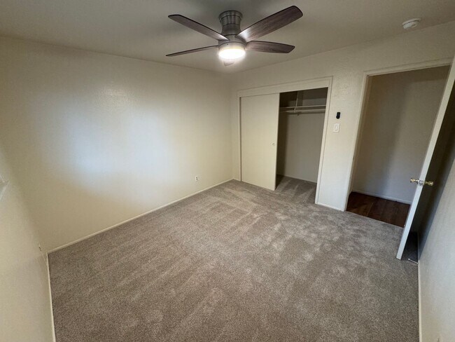 Building Photo - Mulberry Court Apartments