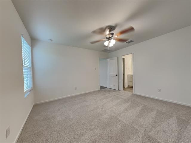 Building Photo - 1620 Parlier St