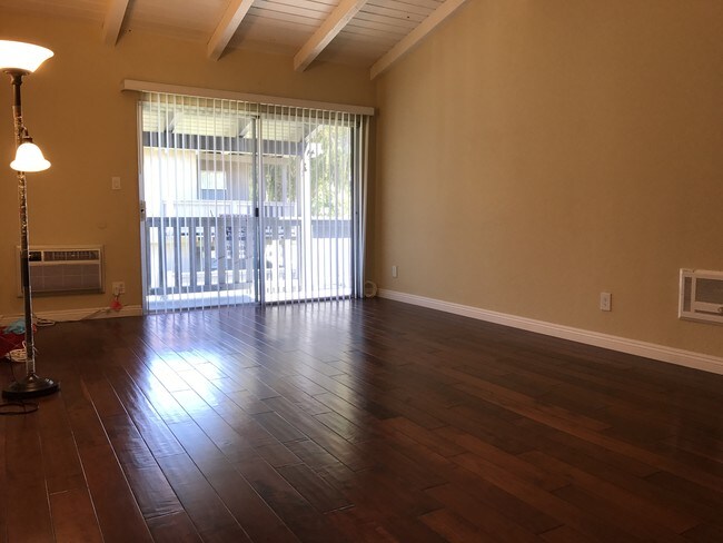 Livingroom - 1345 Cabrillo Park Dr