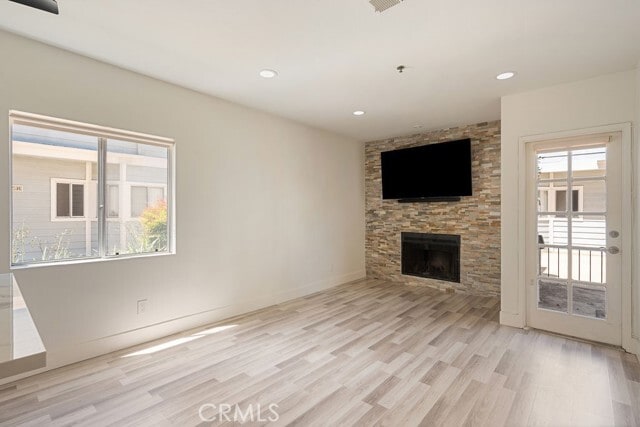 Building Photo - 260 Victoria St