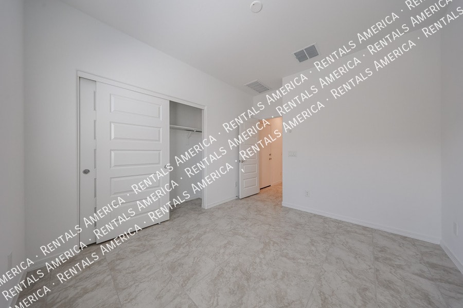 Building Photo - 14830 W Gray Fox Trl