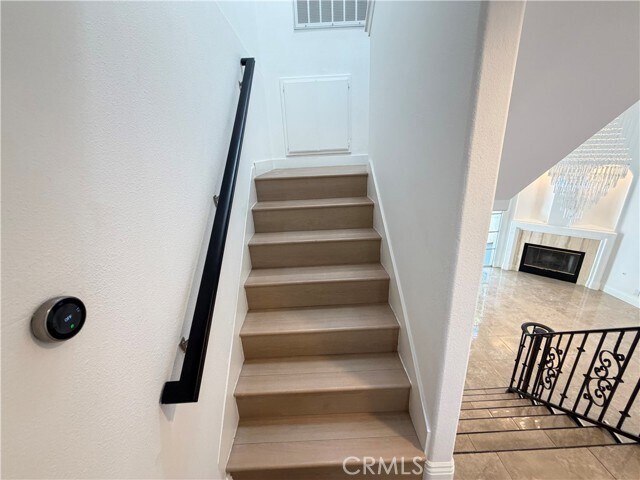 Building Photo - 5340 Las Virgenes Rd