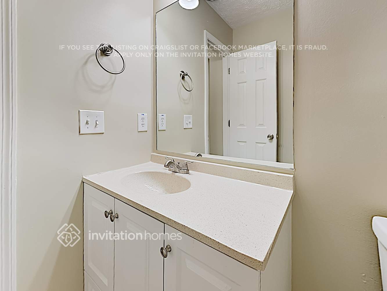 Building Photo - 655 Wedgewood Dr