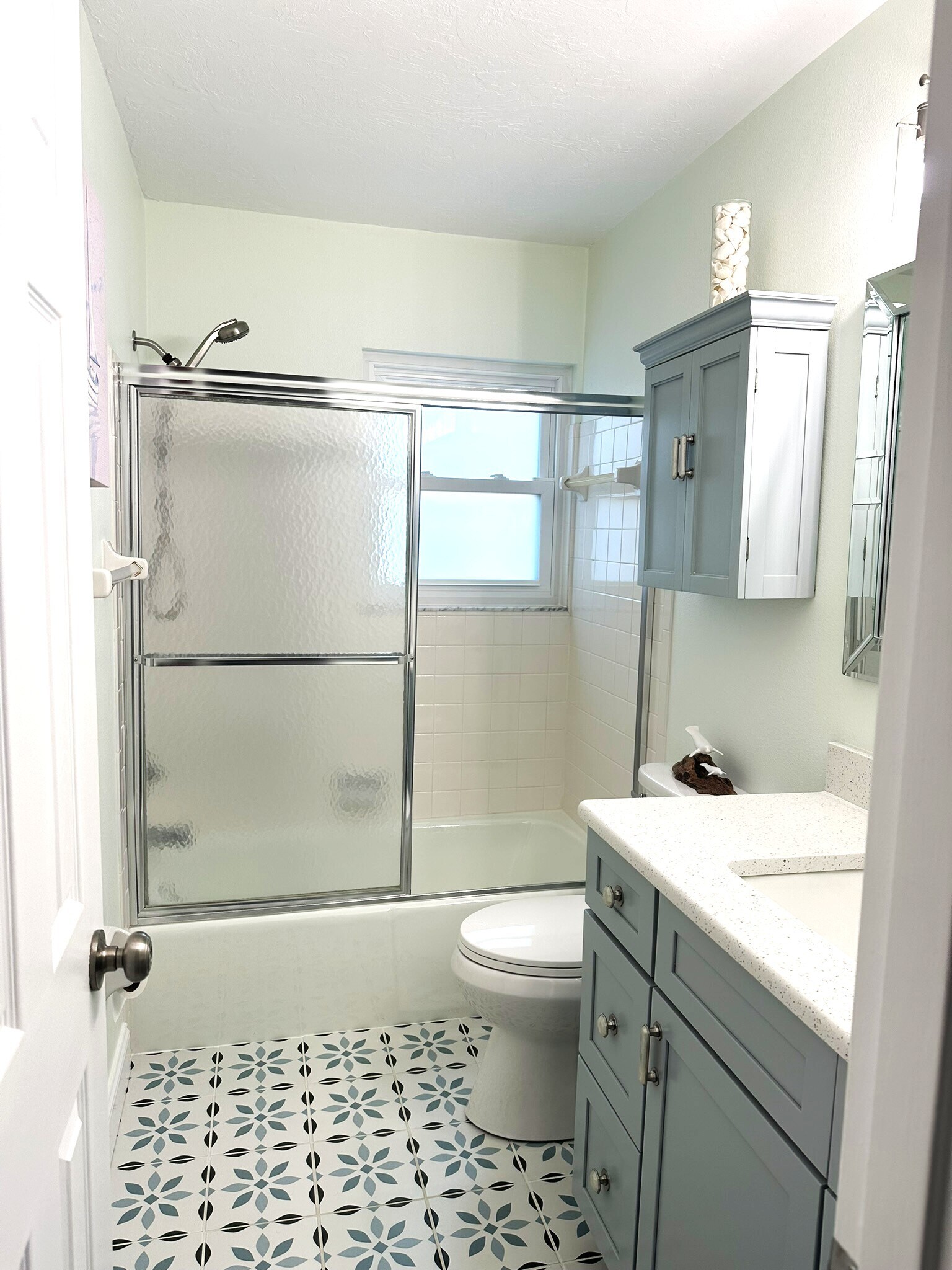 Building Photo - 12 Quails Run Blvd