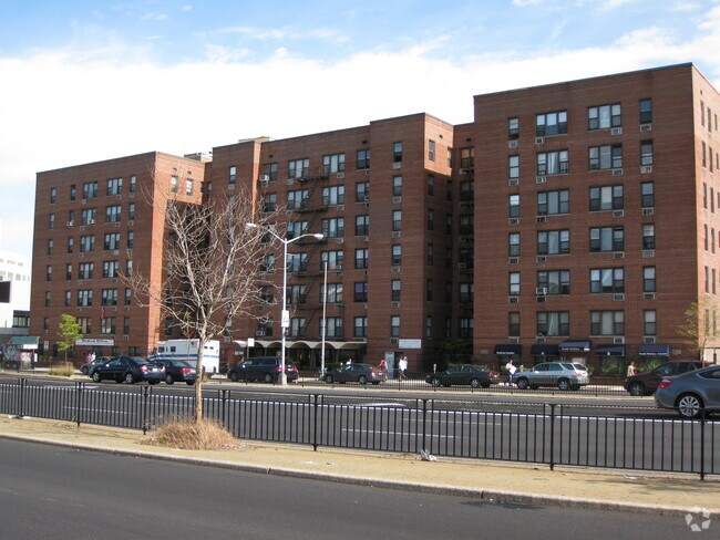Building Photo - 86-35 Queens Blvd