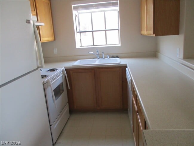 Building Photo - 2967 Juniper Hills Blvd