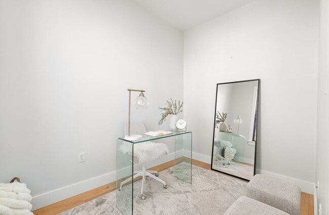 Building Photo - 2602 Palisade Ave