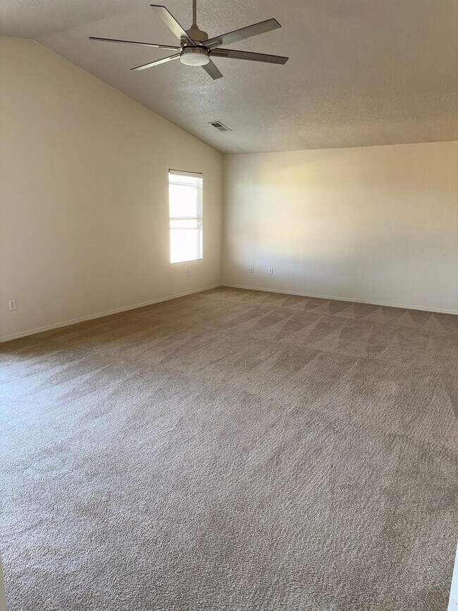 Building Photo - 3601 Oasis Springs Rd NE