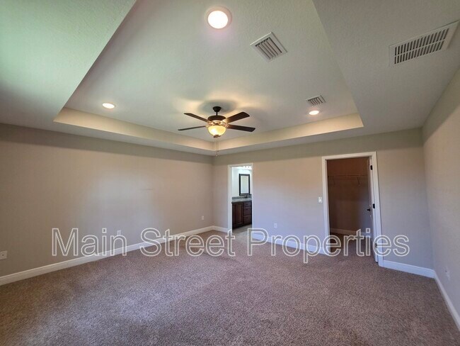 Building Photo - 8839 Longmont Way