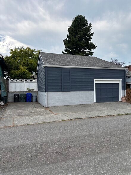 Garage with Additional Parking - 1827 Baker Ave
