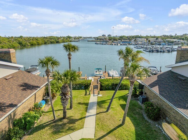 Building Photo - 129 Lagoon Ct